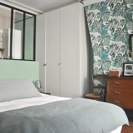 Cosy Apt Close To The Heart Of Apartment *