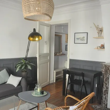 Apartment Cosy Apt Close To The Heart Of Paris